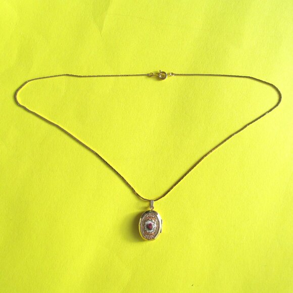 Vintage Petit point locket necklace - Picture 1 of 8